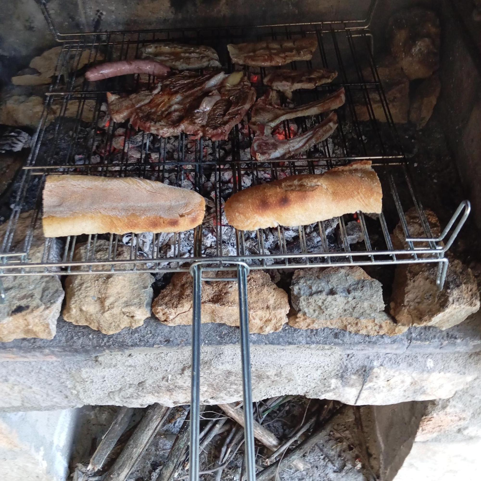 Hostal Rural Alto Tajo Poveda Poveda de la Sierra Esterno foto